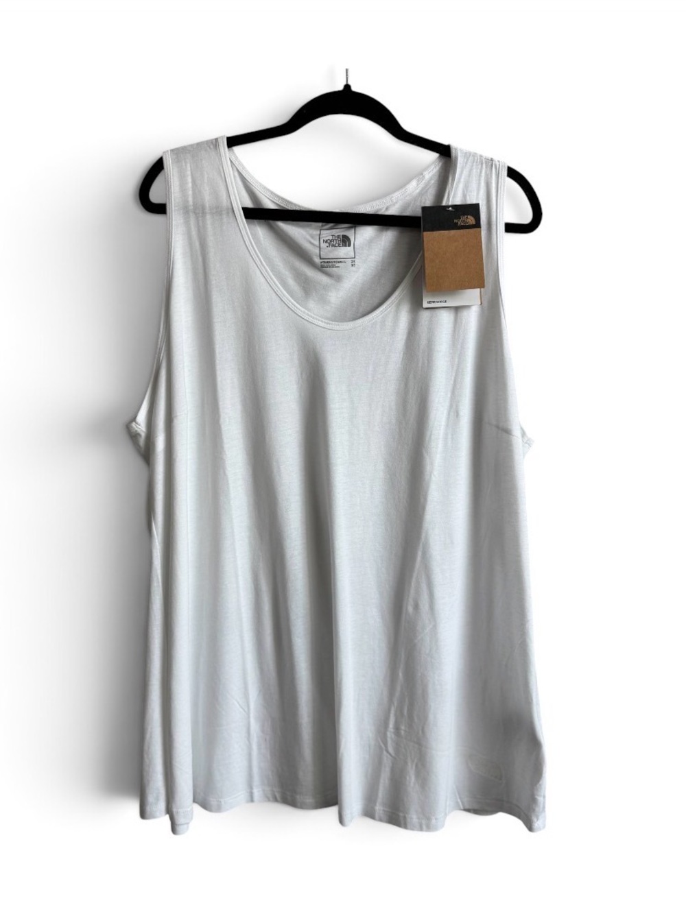 NWT The North Face White Scoop Neck Tank Top Women's Plus Size 3X Athleisure